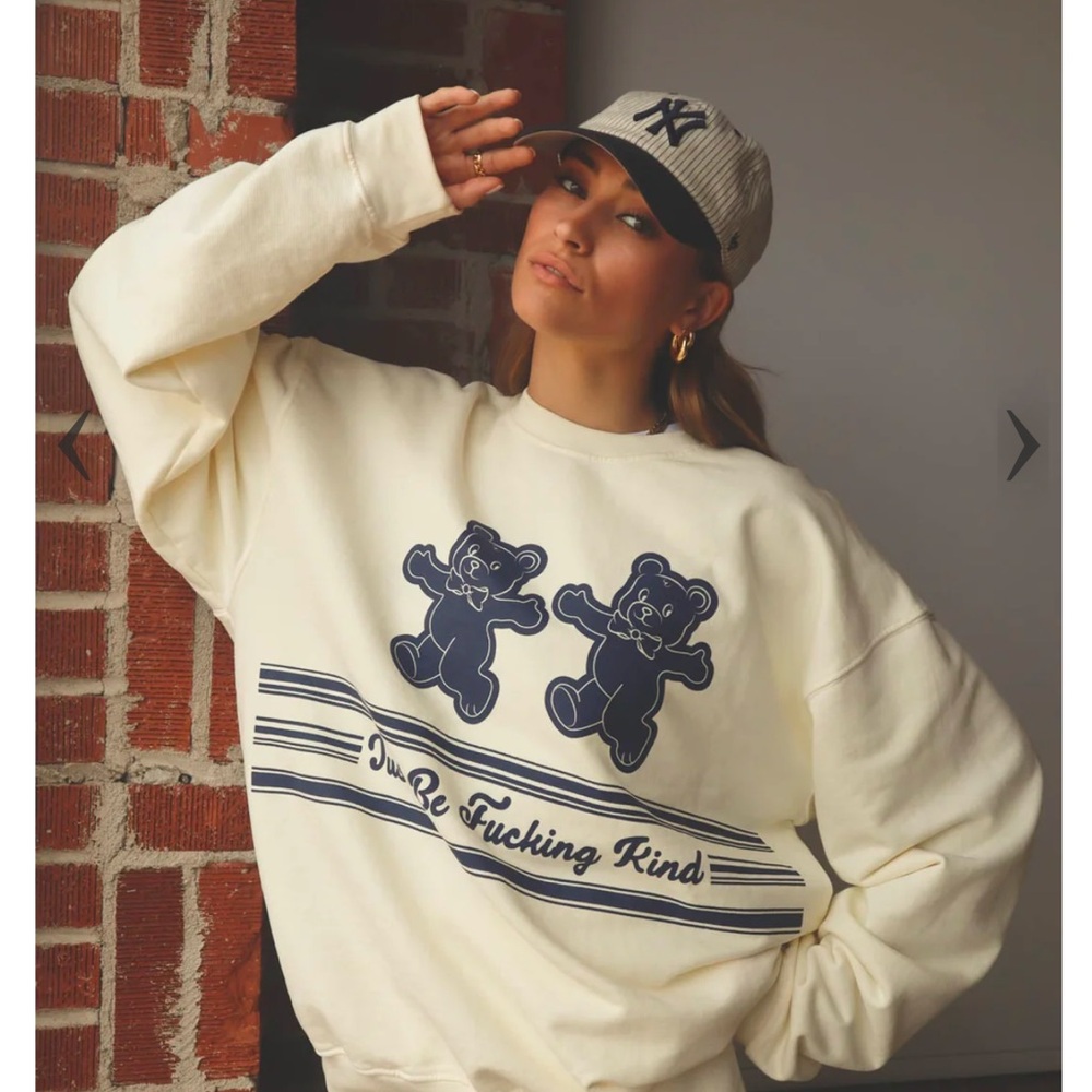 Mayfield Sweatshirt OS Just be Kind
